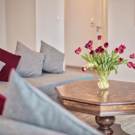 Family Apartment By Tyzenhauz Krakau Exterior foto