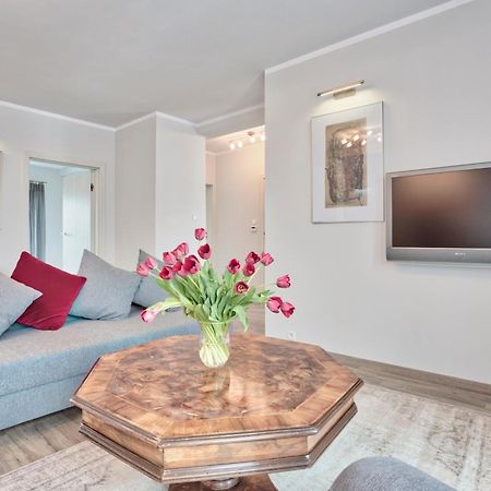 Family Apartment By Tyzenhauz Krakau Exterior foto